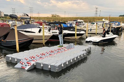 BoatLift 660 - 4905 Raamsdonksveer 01.jpg